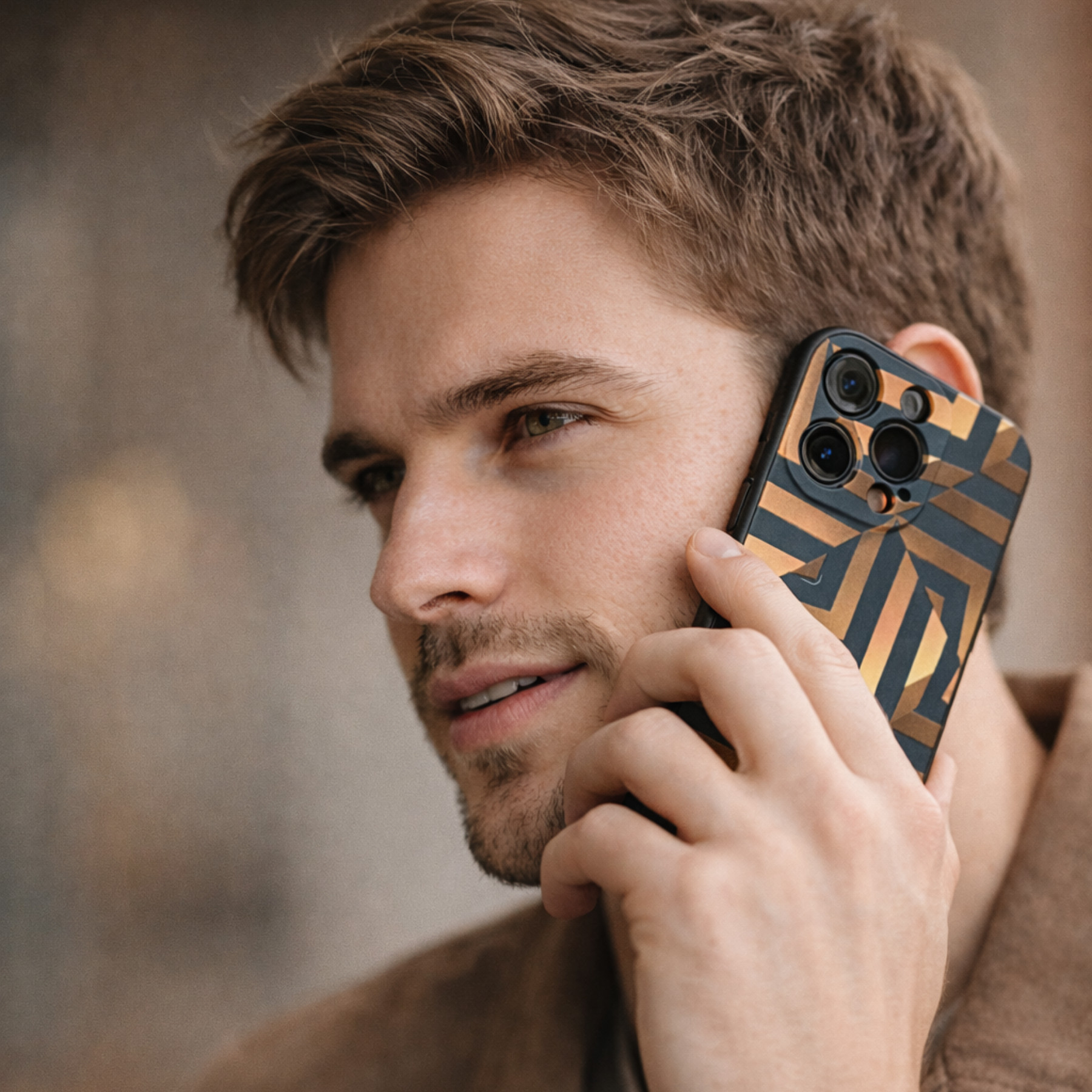 Etui iPhone 14 Pro JOYPAC z TPU, czarne złote geometryczne