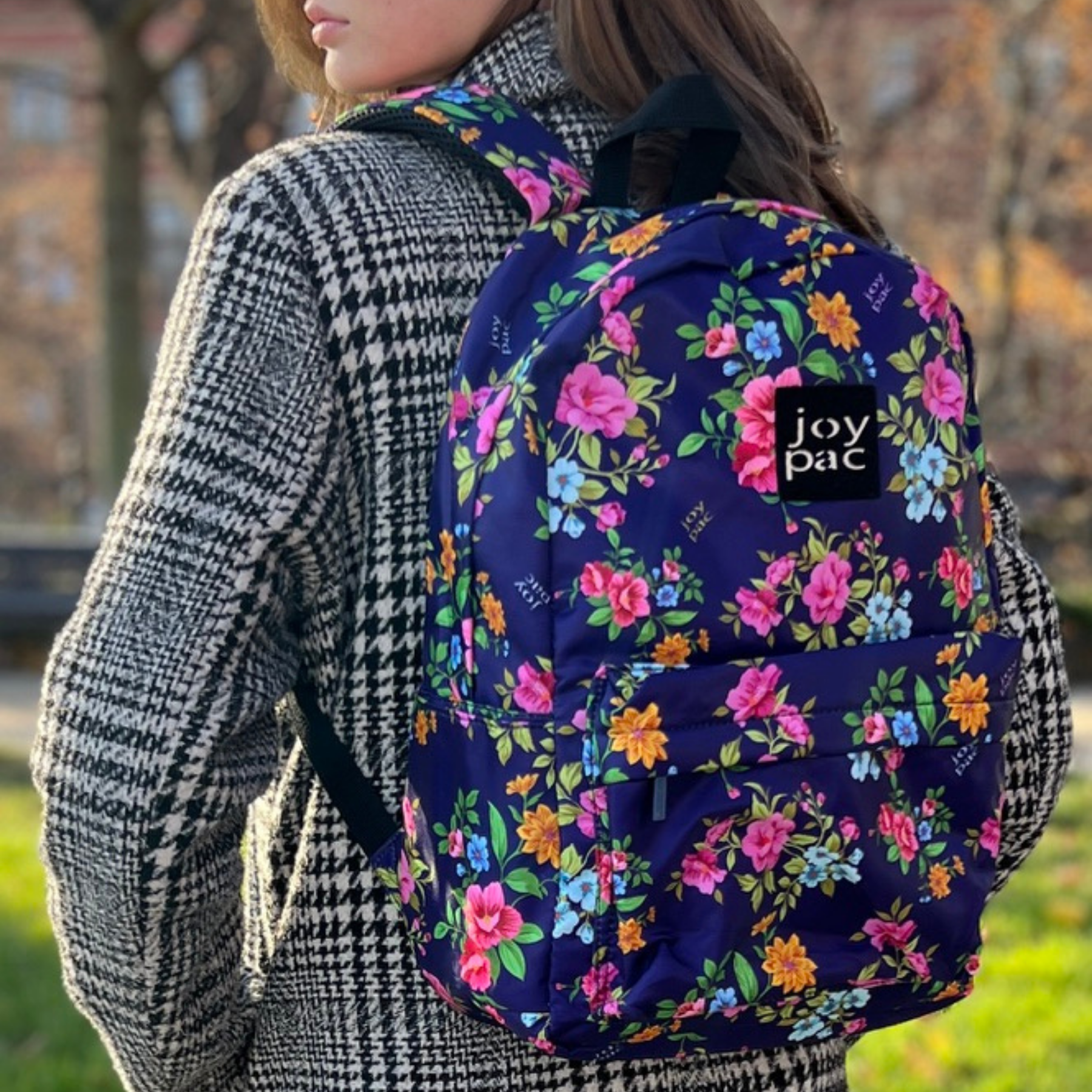 Plecak do samolotu na laptopa 15.6’ JOYPAC College w kwiaty