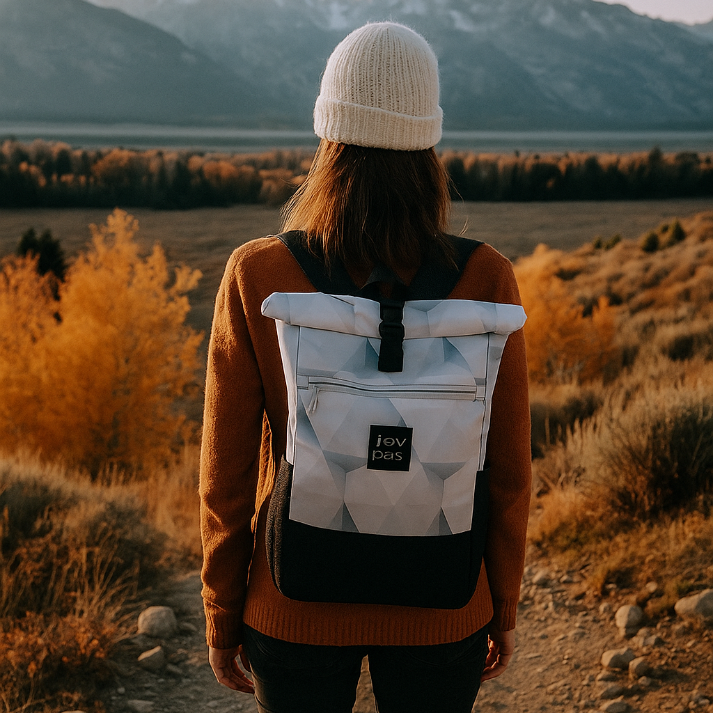 Plecak roll top wielofunkcyjny na laptopa JOYPAC Rollbag biały